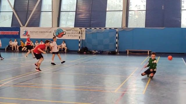 Первенство Москвы по гандболу среди юношей 2010гр. смотреть онлайн