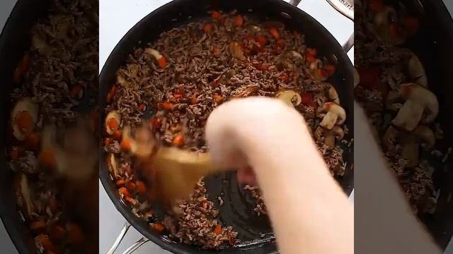 beef ? Bolognaese with pappardelle pasta смотреть онлайн