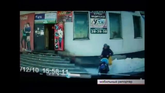 На СайтМобильный репортёр Жительница Осиновки оставила ребенка в коляске без присмотра смотреть онлайн