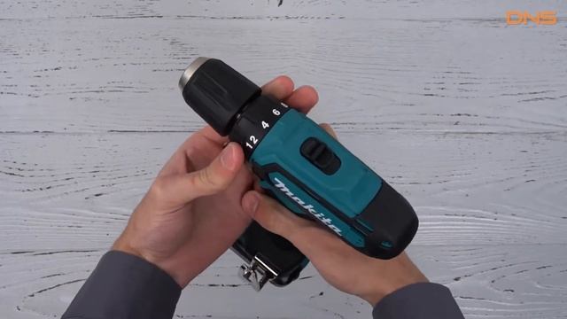Распаковка шуруповерта Makita DF331DWYE / Unboxing Makita DF331DWYE смотреть онлайн