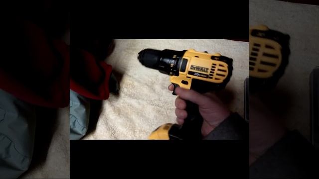 Dewalt (DCD780) 20V Max Drill/Driver Review смотреть онлайн