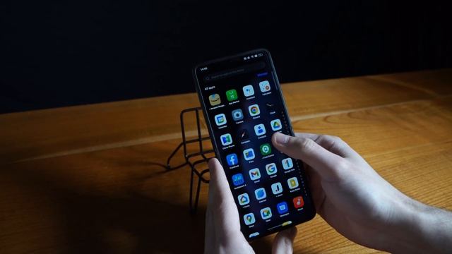 Oppo Find N2 Flip, sau de ce merită să iei în calcul Oppo pe piața pliabilelor (REVIEW) смотреть онлайн