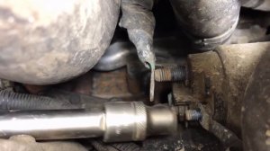 Как снять стартер с автомобиля FORD TRANSIT (ФОРД ТРАНЗИТ) 2012 года выпуска