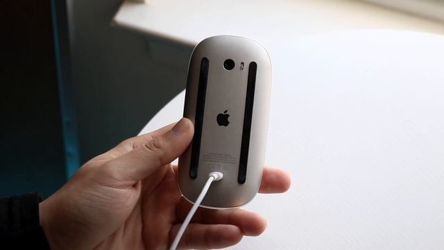 How To Charge Magic Mouse! смотреть онлайн