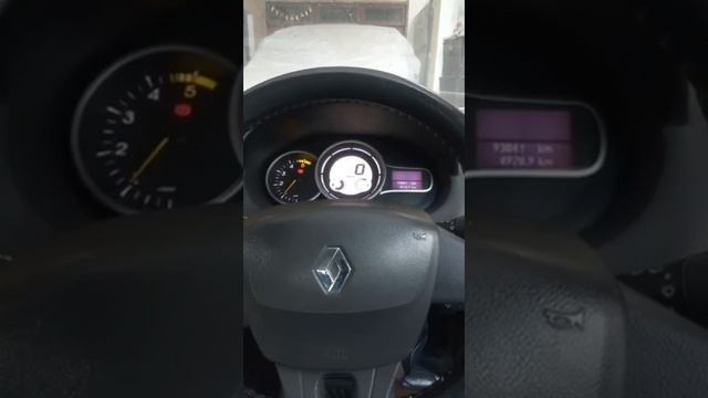 Renault K9K 1.5 dci Engine Cold Start, Revving and Idle Engine Sound смотреть онлайн