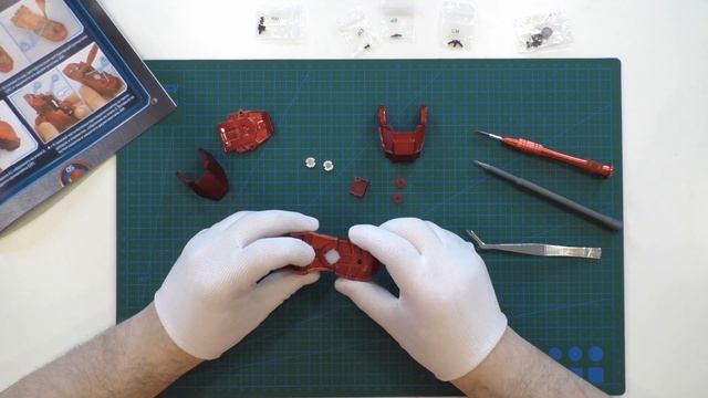 Сборка костюма Железного человека (выпуск 2 - левый ботинок) смотреть онлайн