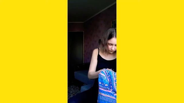 Хей всем привет! Что делать если нету денег на новую одежду? смотреть онлайн