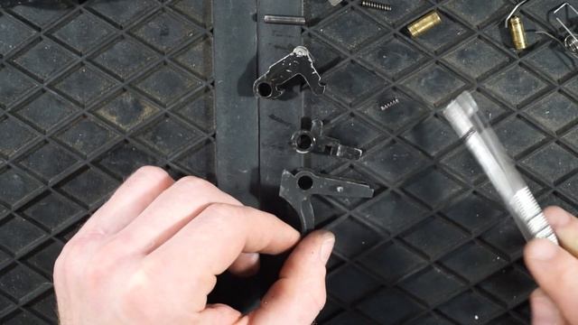 Full Auto fire on Semi - FIX. WE GBBR Trigger box repair. смотреть онлайн