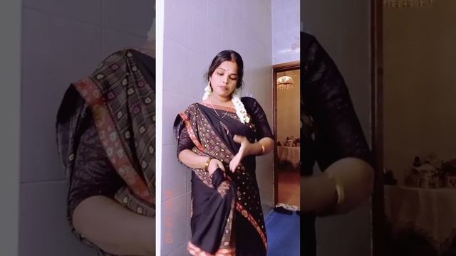 black saree indian lady tango live смотреть онлайн