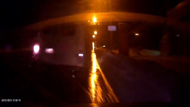 Водитель скорой видимо переутомился.. смотреть онлайн