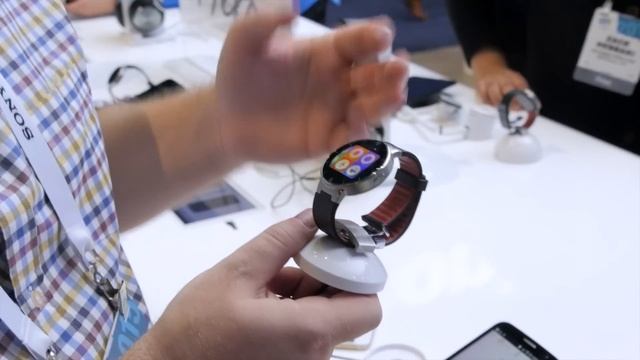 Умные часы Alcatel для iPhone #WylsaCES2015 смотреть онлайн