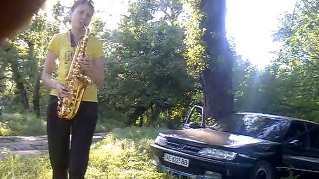 Fallen leaves. Днепродзержинск.саксофон на природе. 9мая 2013г. смотреть онлайн