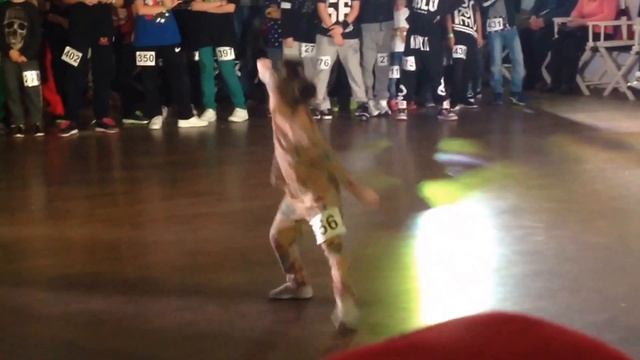 Алиса танцует хип-хоп. Соревнование hip-hop Одесса "Штаб-квартира" смотреть онлайн
