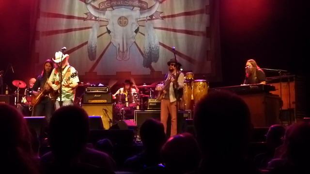Blue Sky- Dickey Betts & Great Southern 5/8/14 смотреть онлайн
