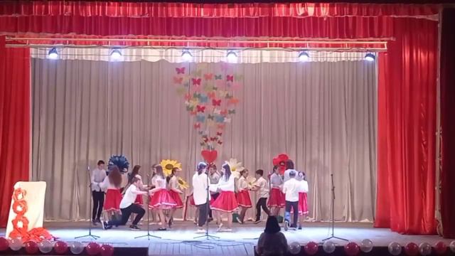 Куявяк-оберек 2 кл.Культурно-освітній центр польської національної меншини в Полонному.(2023) смотреть онлайн