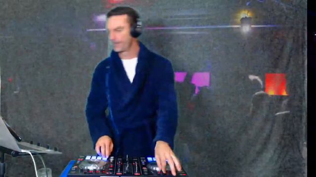 DJ PAUL G - 25 Dec Tech house Set смотреть онлайн