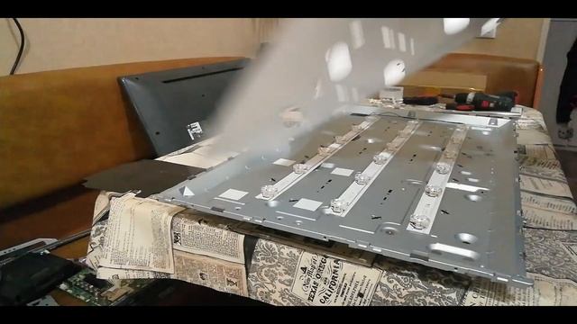 ЗАМЕНА ПОДСВЕТКИ НА ТЕЛЕВИЗОРЕ... смотреть онлайн