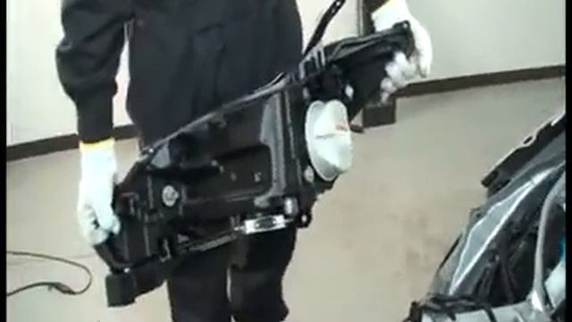 Фара передняя Honda Freed