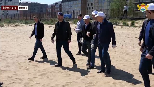 Республиканский субботник в Ленинском районе Махачкалы смотреть онлайн