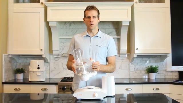 How to put the Food Processor on your Bosch Universal Plus Mixer смотреть онлайн