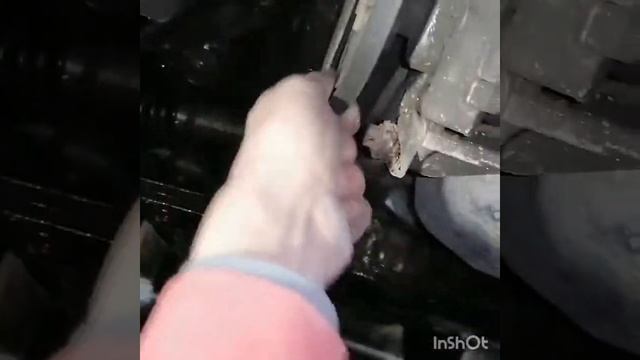 Замена клинового ремня Сеат Кордоба 1,9 ТДИ. смотреть онлайн