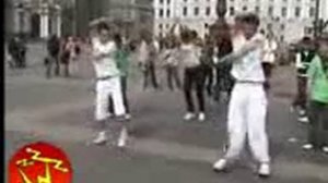 Как научиться танцевать тектоник.