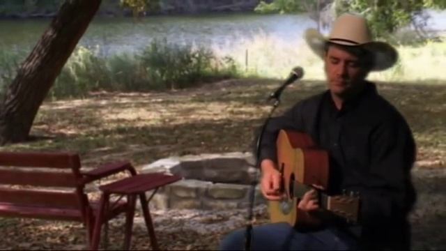 Michael Cote Sings "Hello It's Me" смотреть онлайн