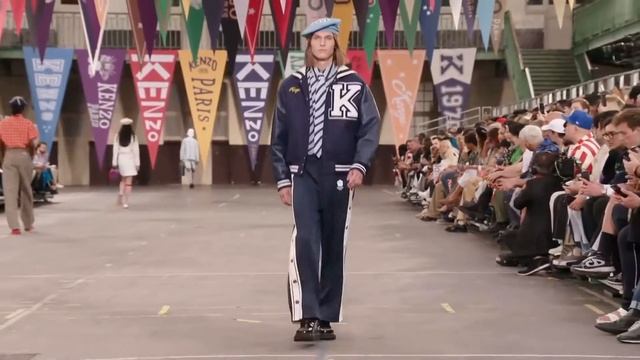 КОЛЛЕКЦИЯ Kenzo 2023 ЖЕНСКАЯ И МУЖСКАЯ ОДЕЖДА ОБУВЬ АКСЕССУАРЫ смотреть онлайн