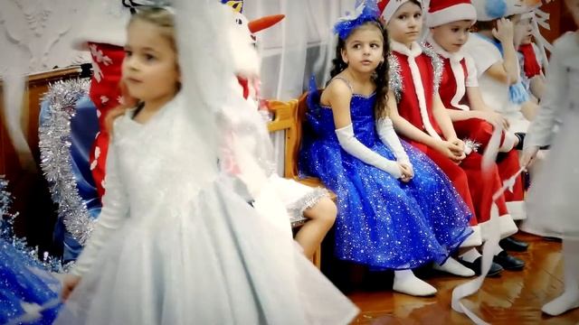 Новогодний утренник Вырастайки детсад Звездочка Пятигорск смотреть онлайн