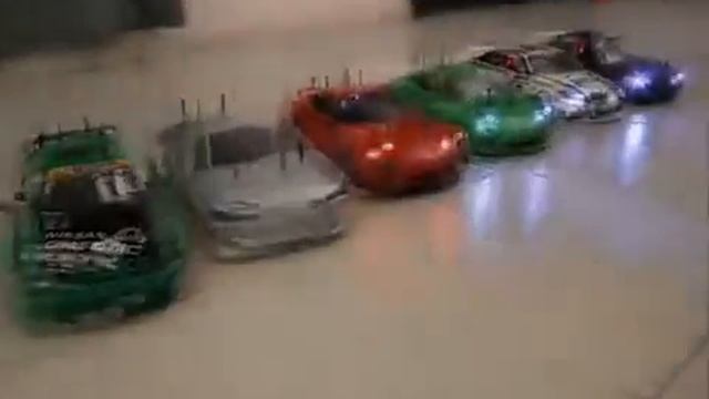 RC Drift на радиоуправляемых машинках смотреть онлайн