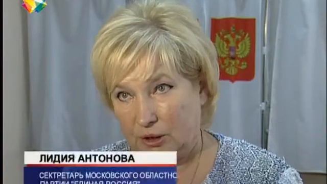Директор 26 лицея Лариса Устинова принимает поздравления по случаю 70 летия смотреть онлайн