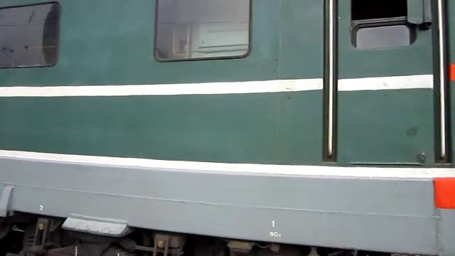 ЧС2-513 сцепка с почтово-багажным составом смотреть онлайн