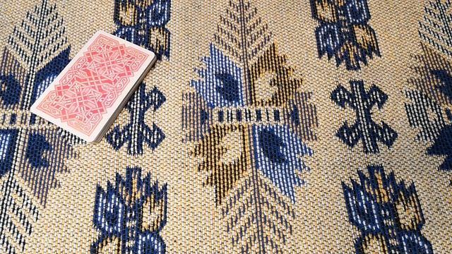 Народные карты Судьбы (от Аввалон - Lo scarabeo) - обзор обаятельной исторической игральной колоды смотреть онлайн