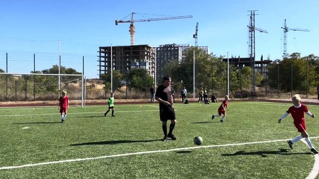 2015 г.р. СШ «Сугдея-2» 13-1 КДЮСШ «Гладиатор-2». 1 тайм. 07.10.2023