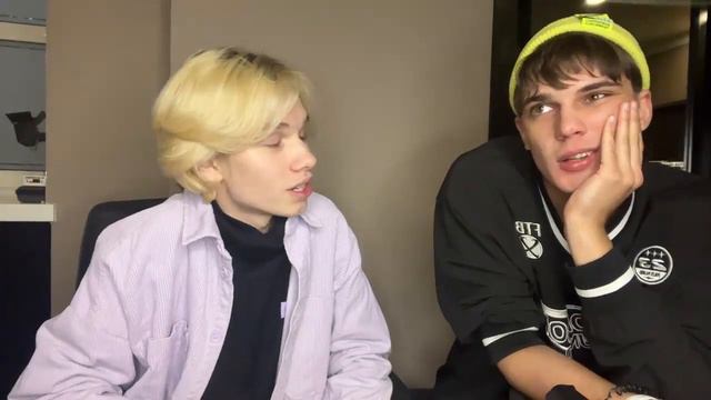 🔘 [#Стрим] • #Иван_Стариков (@ivanstarmusic) 👱 & @ecolemusic_ 🎵 →  #поют 🎤, #болтают 💬  | 21.09.202