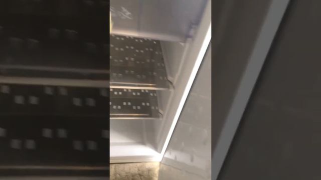 Холодильник двухкамерный Beko смотреть онлайн