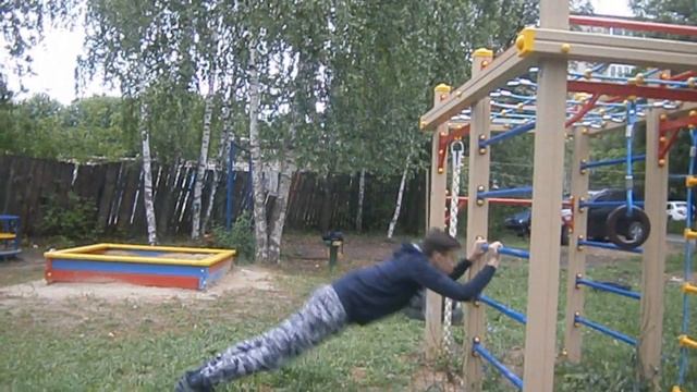 ТРИЦЕПС ЗА 10 МИНУТ! Как накачать трицепс дома? смотреть онлайн