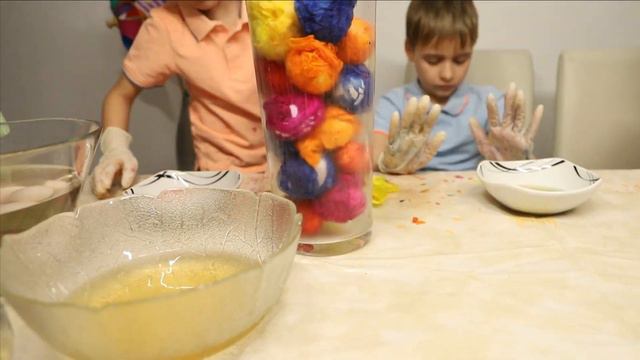 Coloring Easter Eggs with Kids | DIY Easter Eggs Kids | Ostereier färben | раскраска пасхальных яиц смотреть онлайн