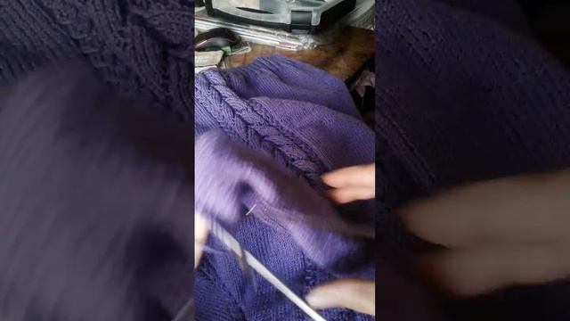 что вяжу сейчас//реглан сверху//пихорка бисерная