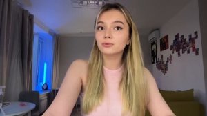 Бобриха ПОКАЗАЛА свои БУБСЫ