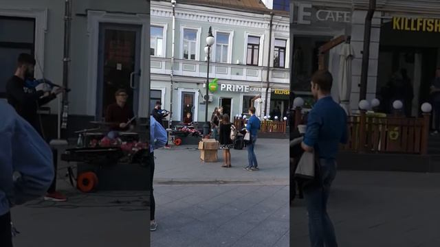 г. Москва ул. Пятницкая, уличные музыканты смотреть онлайн