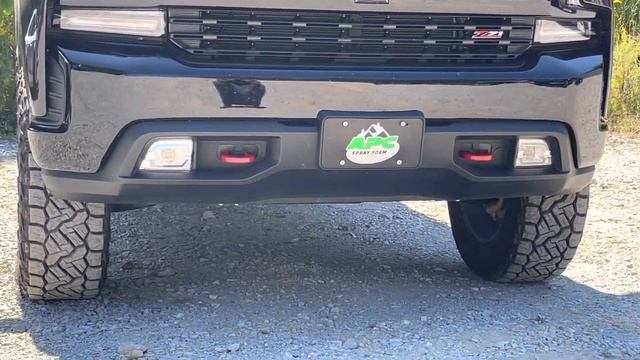2022 Silverado Trail Boss with Ready Lift SST 2.0 Lift Kit and Bora Wheel Spacers смотреть онлайн