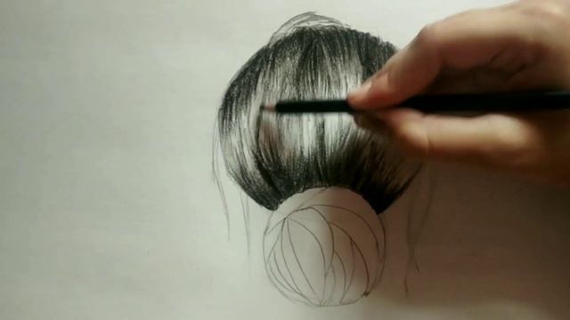 How to draw hair | low bun realistic | pencil sketch |draw with Garima. смотреть онлайн