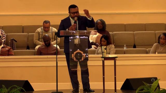 Sermon Title: "God in a Box " 2nd Samuel 6: 1-11 смотреть онлайн