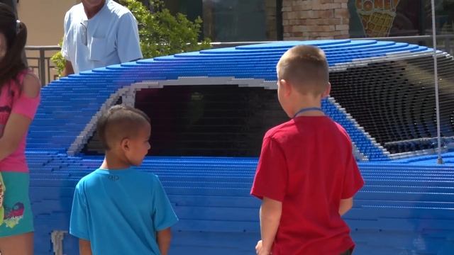 Hidden Camera - Full Size Lego Mustang surprises visitors at I-Drive 360 смотреть онлайн