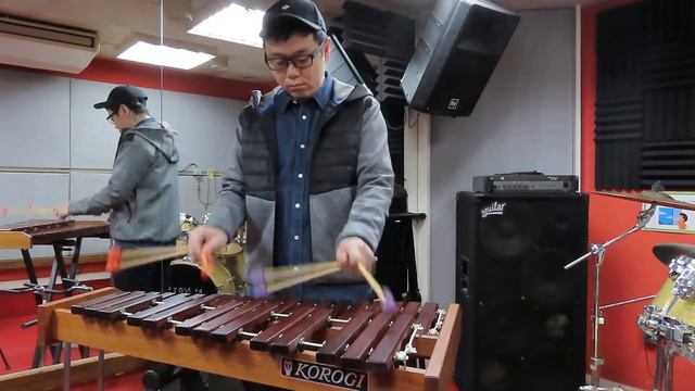 115【KOROGI卓上木琴】desk xylophone improvisation「しろくまの食事」YAMAHA ME-105×YAMAHA ME-103 смотреть онлайн