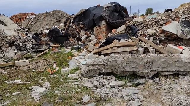 ДОБЫВАЮ АРМАТУРУ КУВАЛДОЙ. ПОИСК МЕТАЛЛОЛОМА БЕЗ МЕТАЛЛОИСКАТЕЛЯ НА СВАЛКЕ. КАК ЗАРАБОТАТЬ ДЕНЬГИ смотреть онлайн
