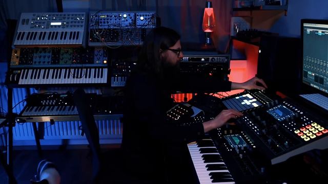 Home Concert #38 (Space Ambient With Waldorf Iridium, M, Eurorack & Microfreak)