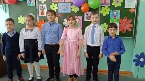 Песня «Веснушки для мамы» в исполнении учащихся 1-4 классов