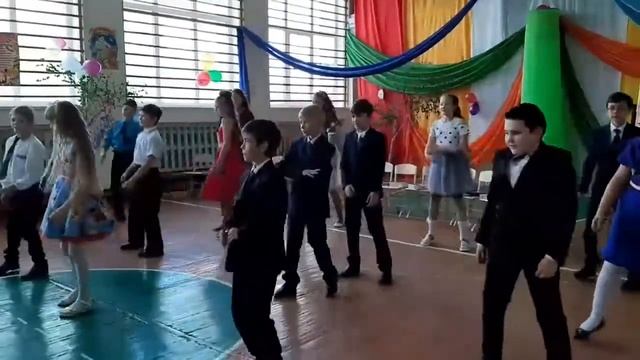 выпускной 4 класс танец 2019 год